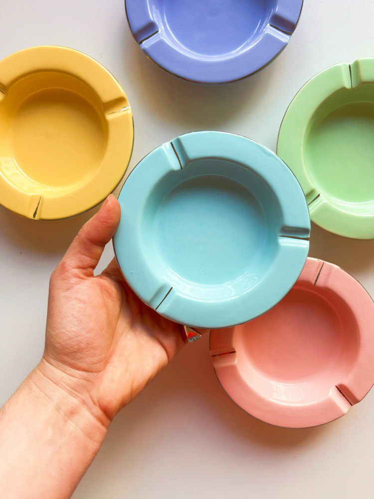90’s Deadstock Pastel Porcelain Ashtrays