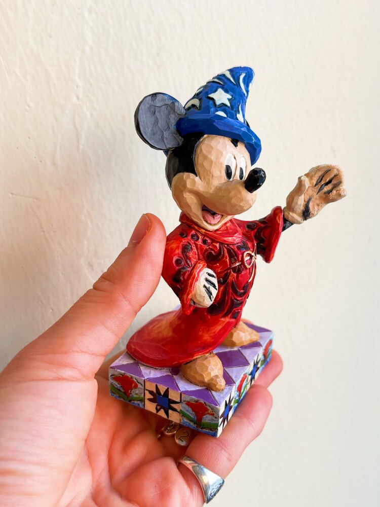 Enesco’s Walt Disney Magician Mickey Figurine