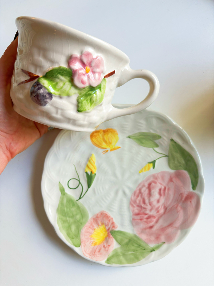 Flower Embossed Ceramic Mug + Plate Set 