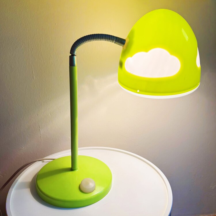00’s Pistacho Green Cloud Desk Lamp