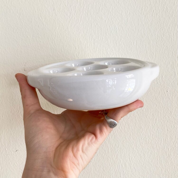 White Ceramic Chunky Egg Plate
