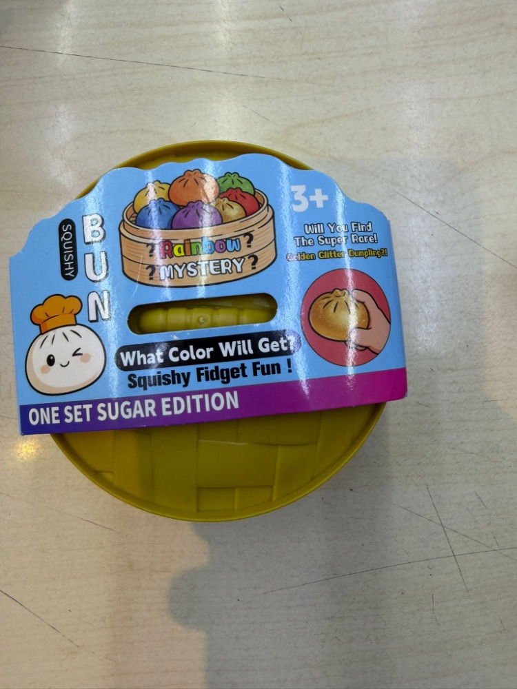 Squıshy Bun Rainbow Mystery