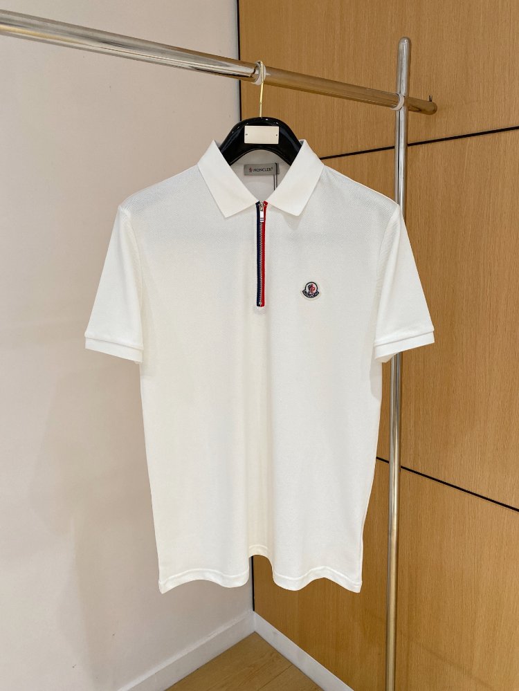 Moncler Tshirt