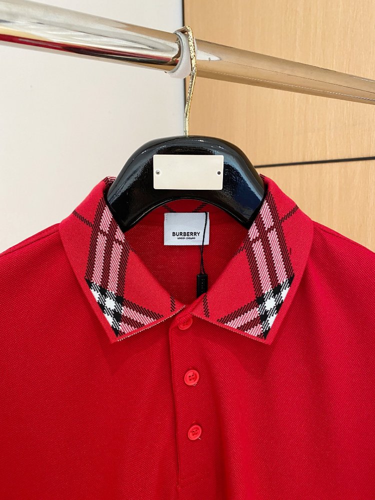 Burberry Tshirt