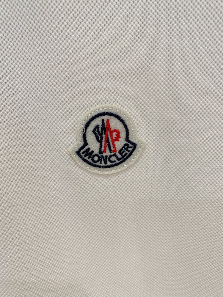 Moncler Tshirt