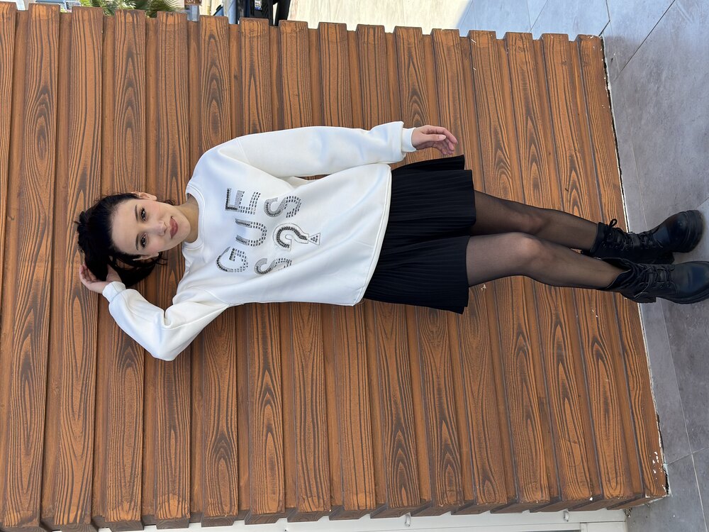 Sweatshiirt