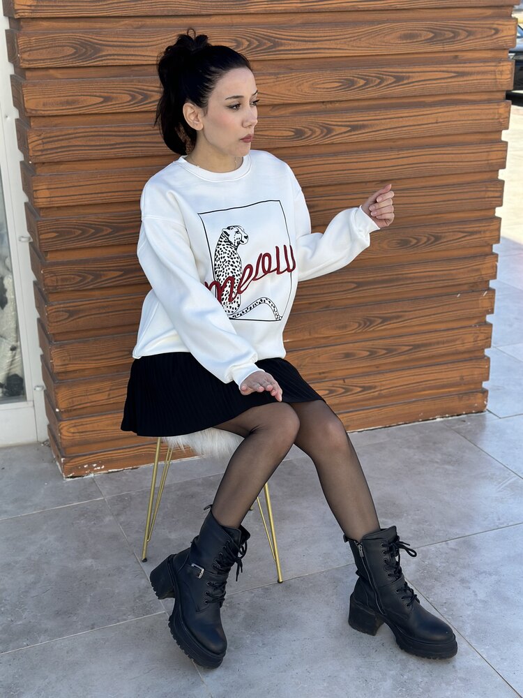 Sweetshirt 