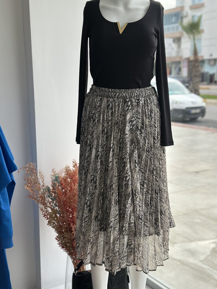 Desenli Astarlı Etek 