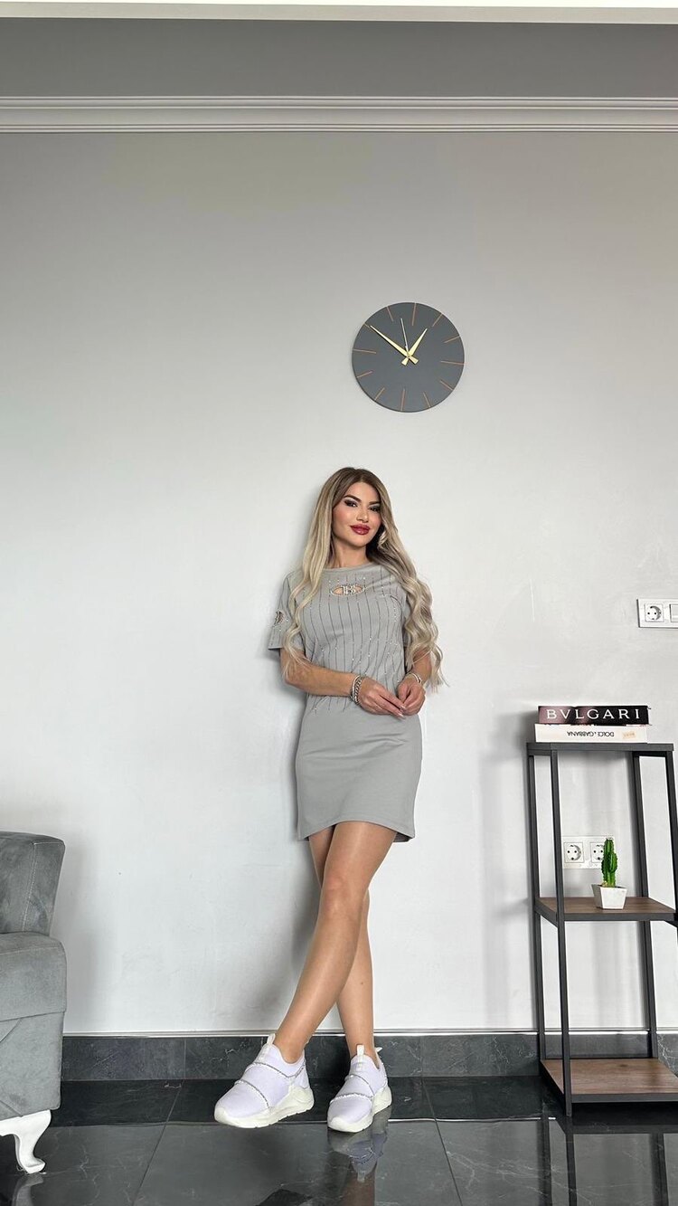 Gri Taş Detaylı Elbise