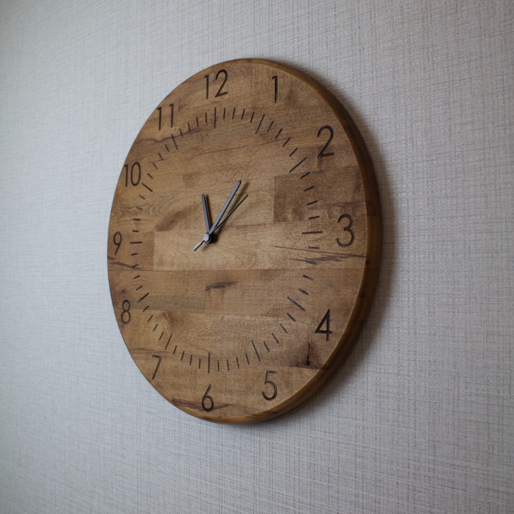 Minimalist Çizgiler: İskandinav Tarzı Kayın Duvar Saati (40 cm)