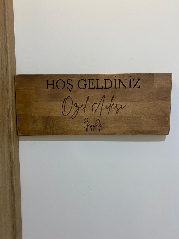 Ahşap Kapı İsimliği
