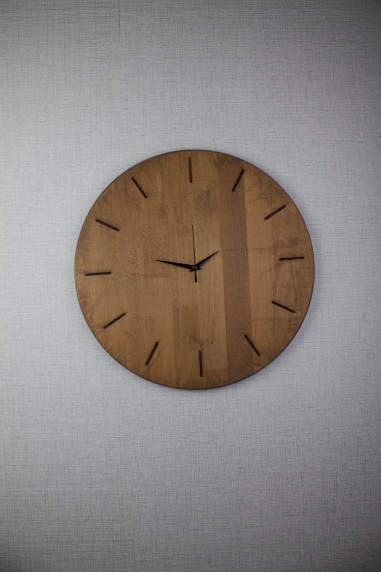 Retro İstasyon Tarzı: Çerçeve Detaylı Kayın Ağacı Saat (40 cm)