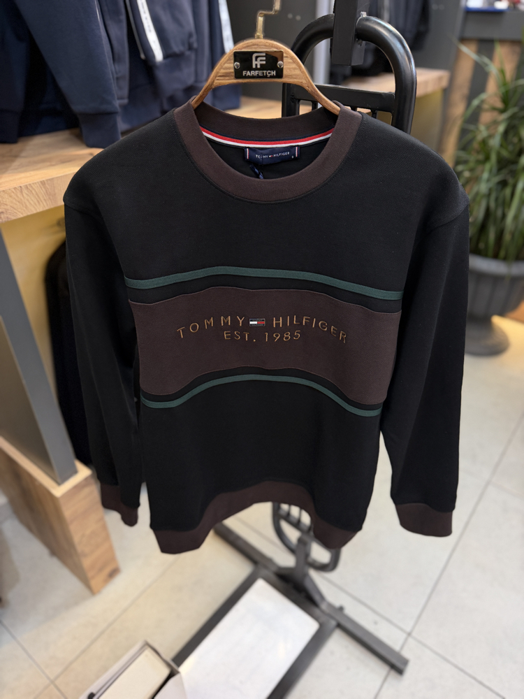 Kod : 010 Pike Sweat 