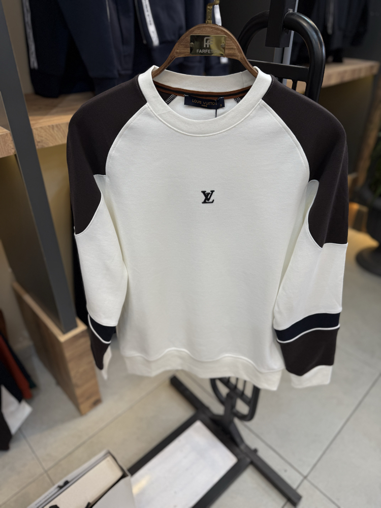 Kod : 006 Pike Sweat