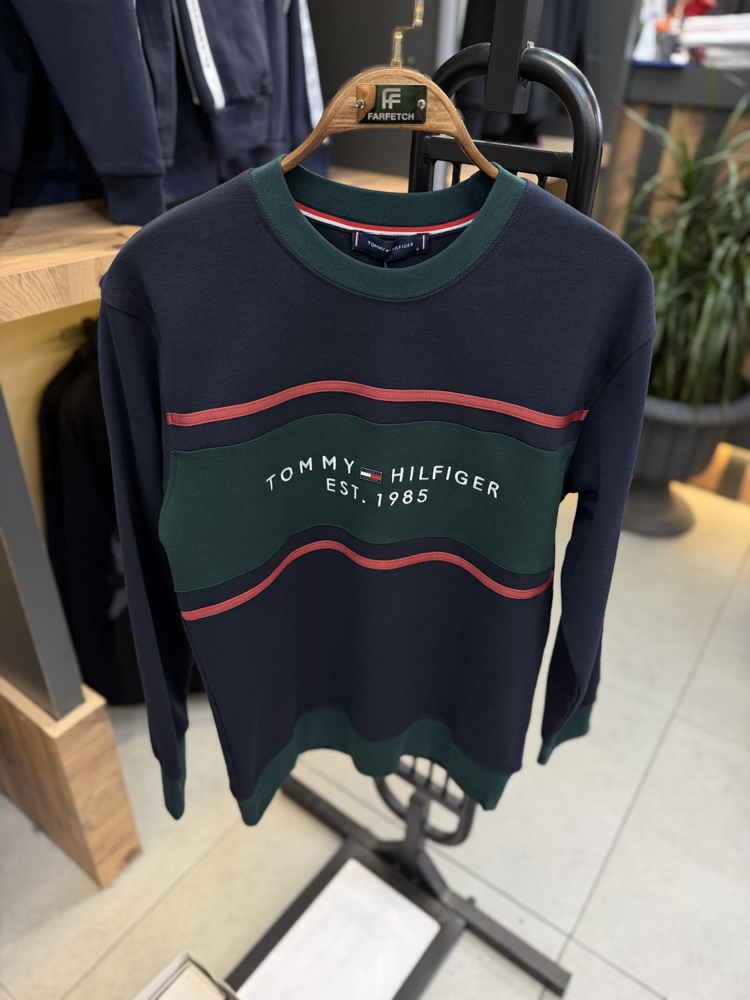 Kod : 010 Pike Sweat