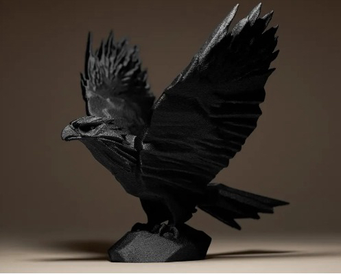Modern Kartal Figürü