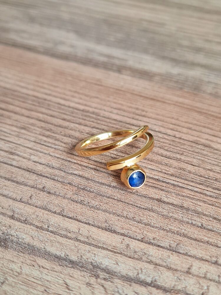 sapphire yüzük