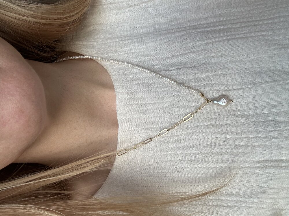 Barogue Pearl Necklace