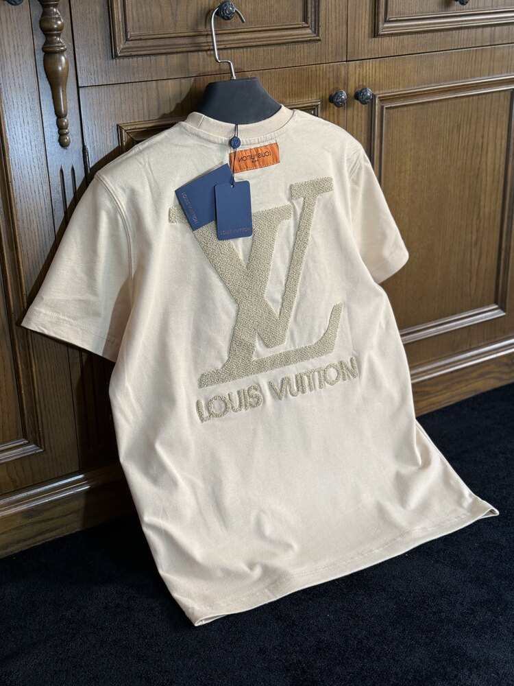 LV Premium T-Shirt 