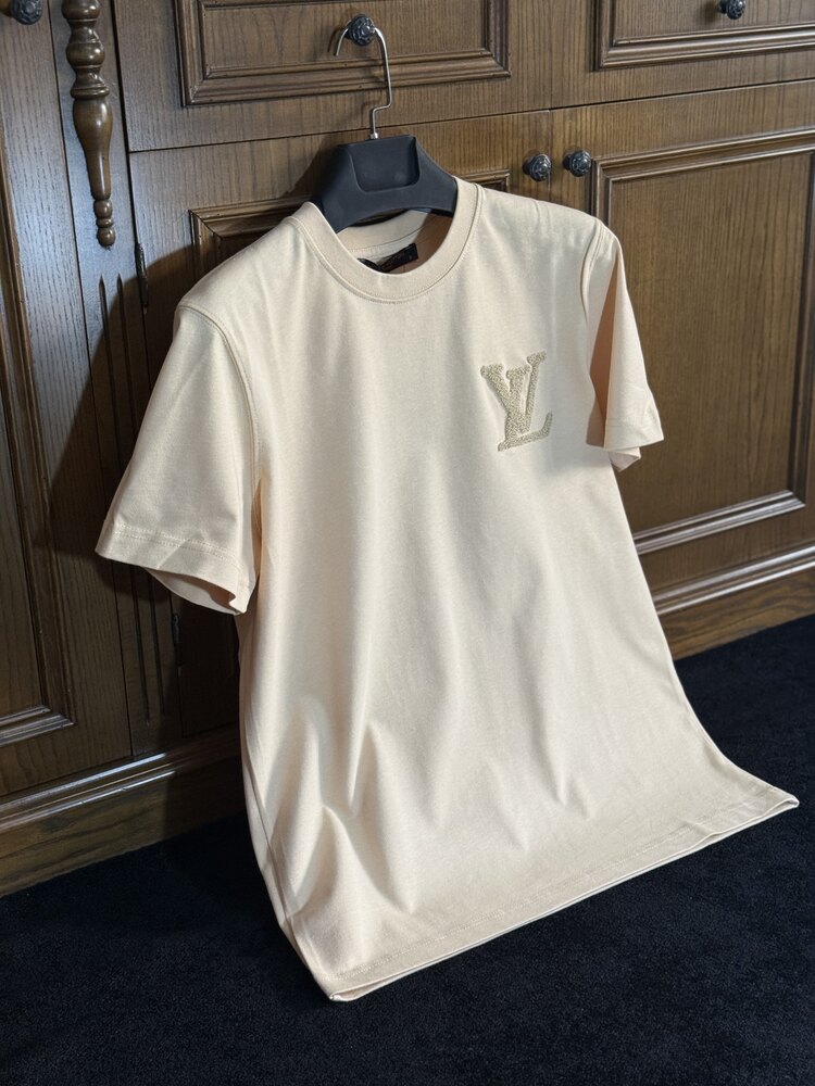 LV Premium T-Shirt 