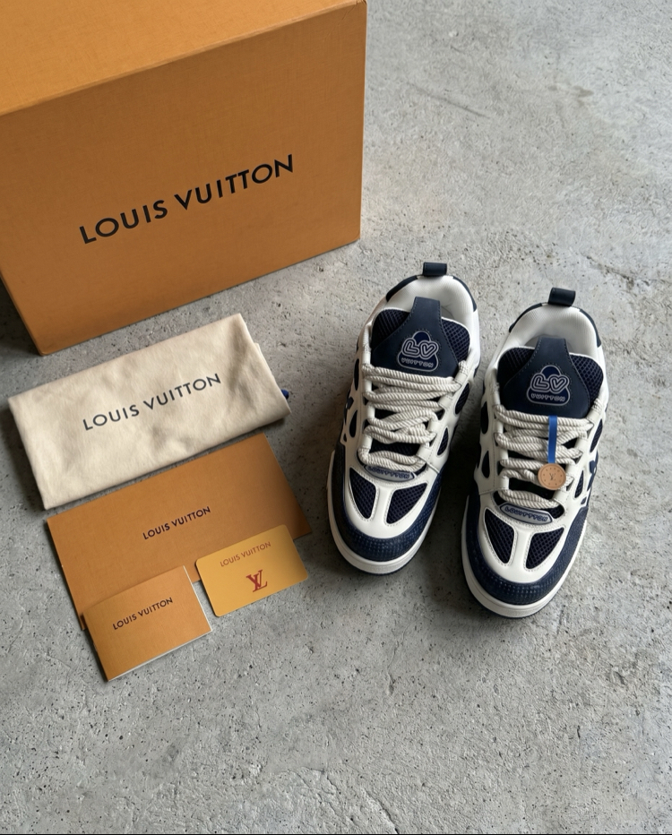 LV İTHAL SNEAKERS 
