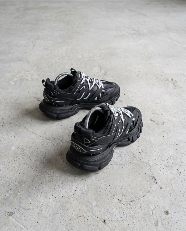 BALENCIAGA İTHAL TRACK