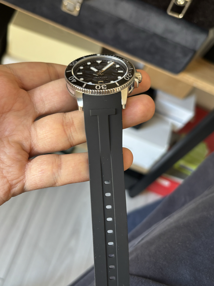 Tissot Seastar Siyah Silikon Kordon 
