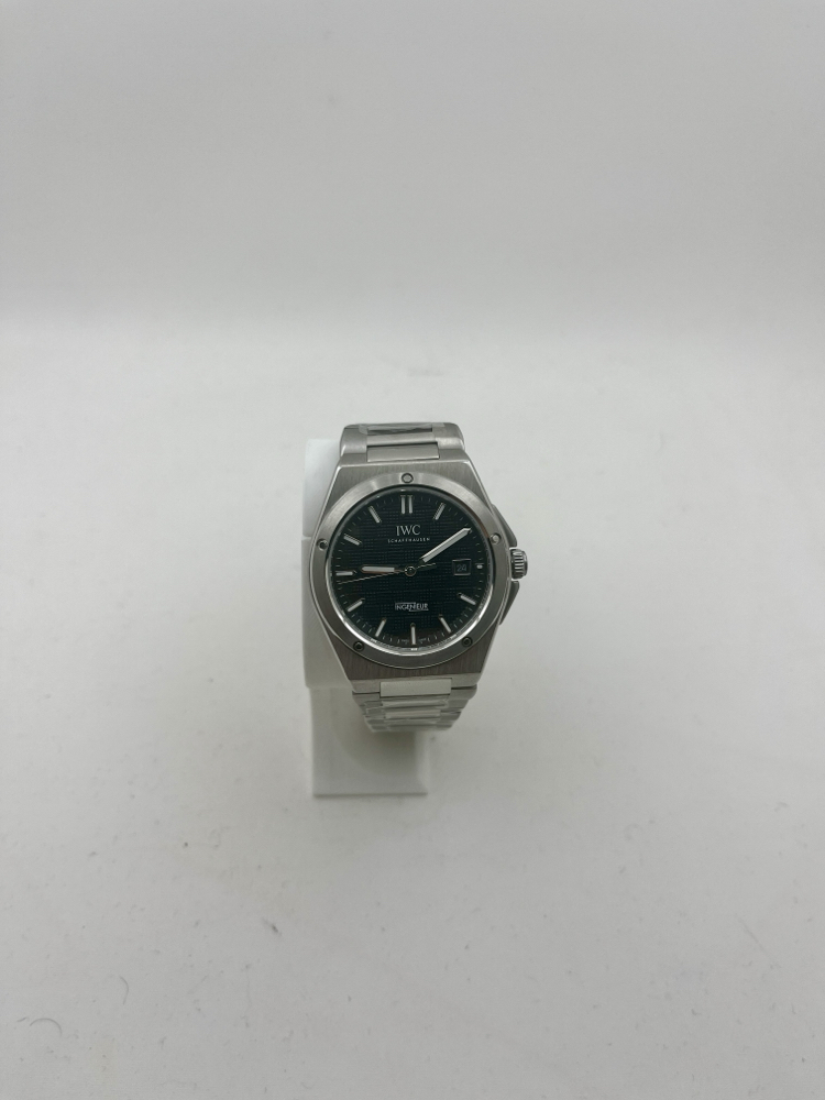 IWC Siyah