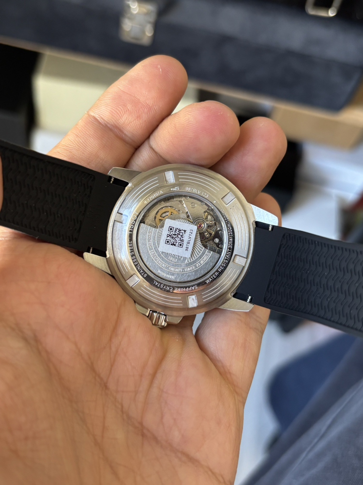 Tissot Seastar Siyah Silikon Kordon 