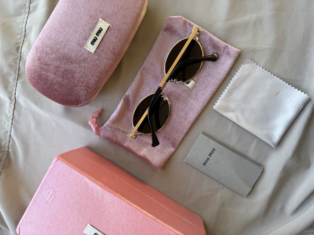 Miu Miu Sunglasses (VİP)