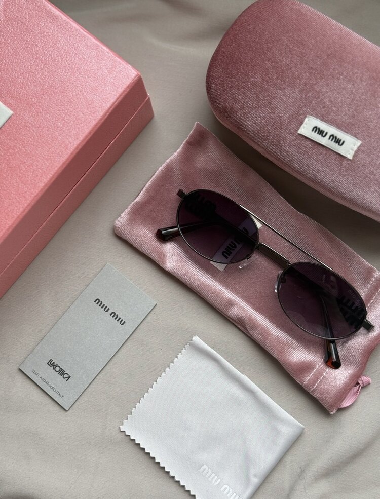 Miu Miu BLK 54 