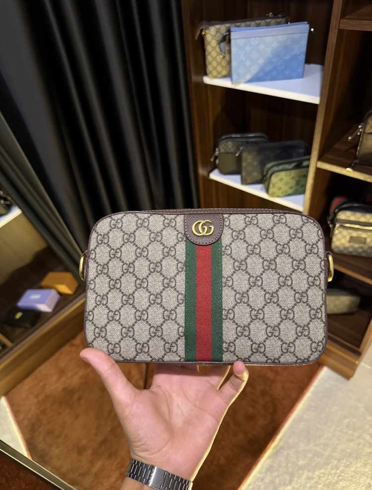Gucci Messenger Bag