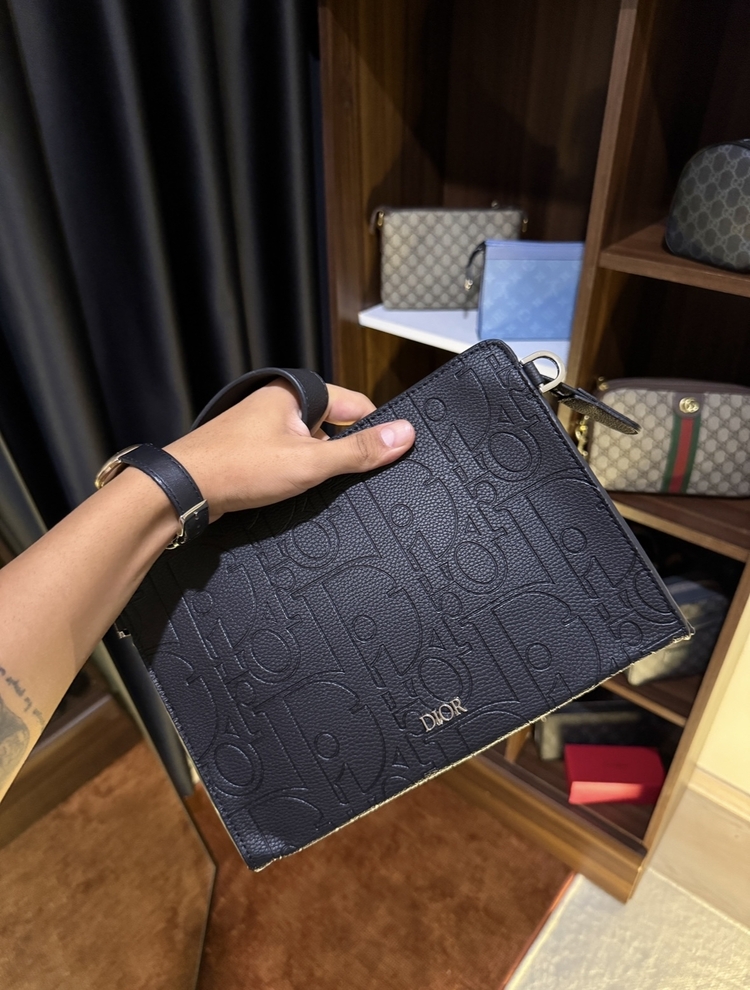 Dior El Çantası 