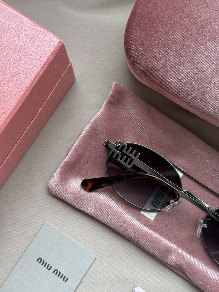 Miu Miu BLK 54 