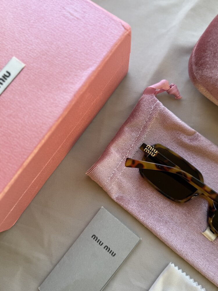 Miu Miu Sunglasses (Premium)
