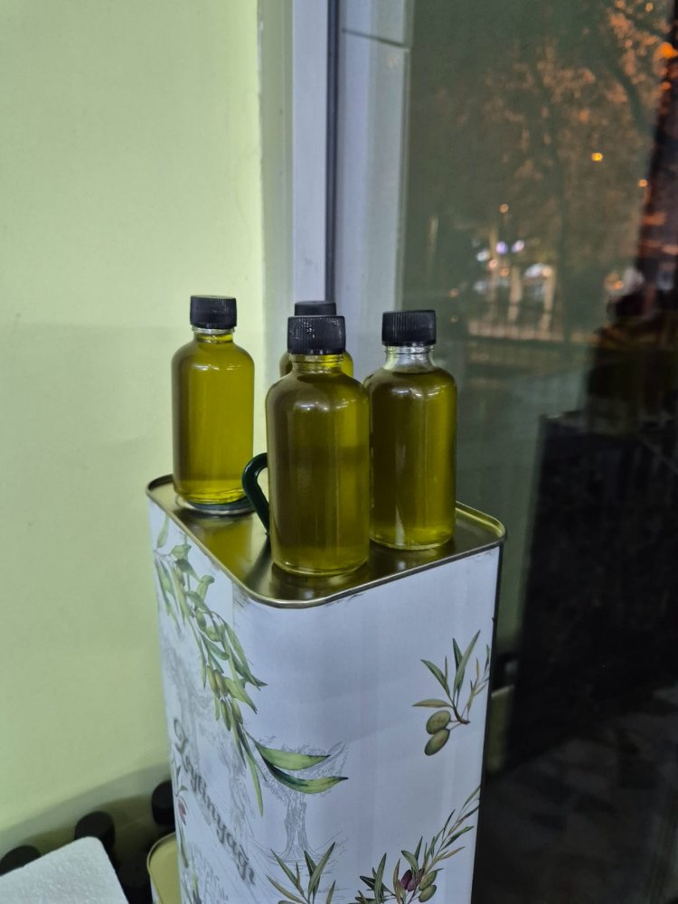 5 LİTRE TENEKEDE NATUREL SIZMA ZEYTİNYAĞI YENİ HASAT AYDIN DAĞ ZEYTİNYAĞI