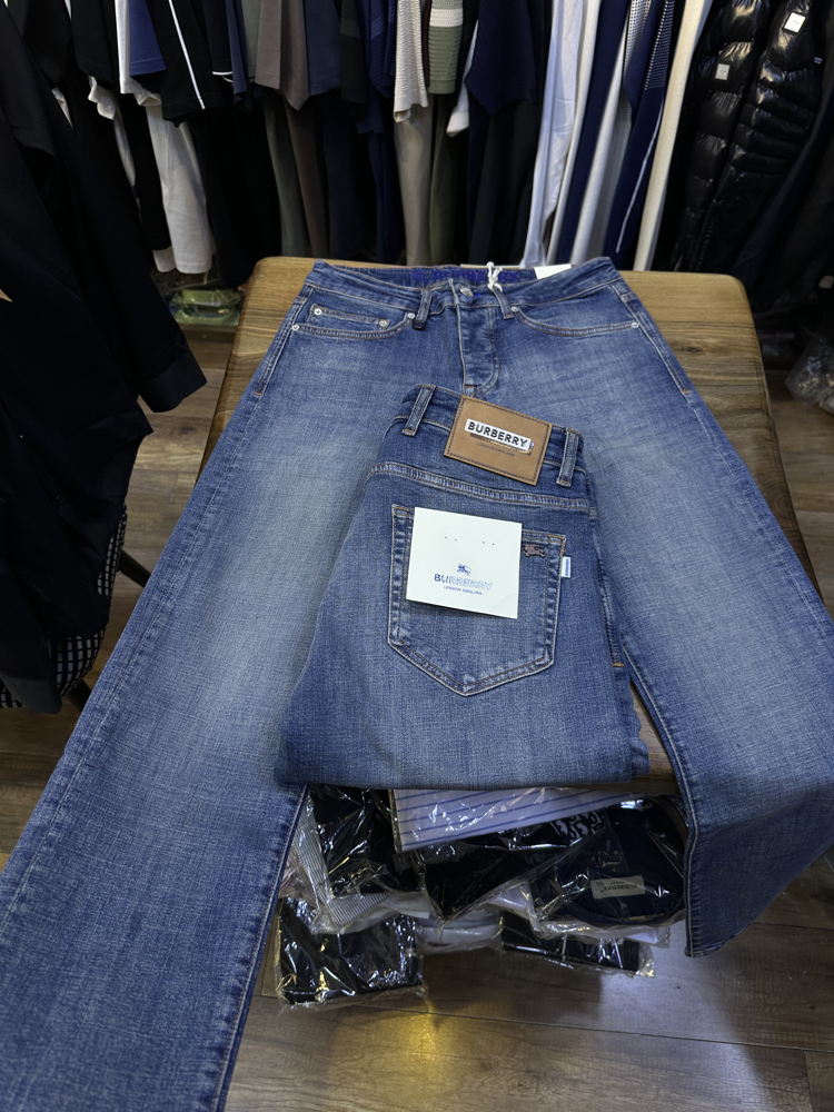 BURBERY KOT PANTOLON