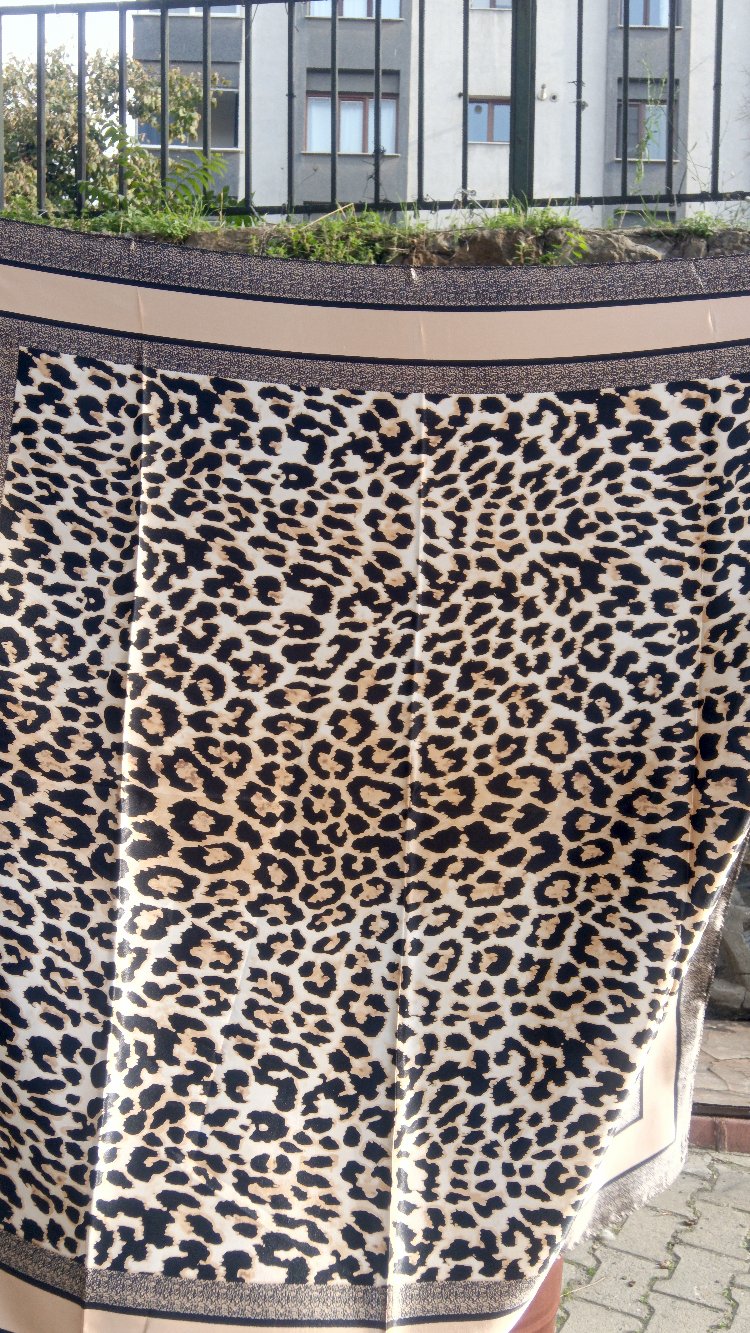 Kahverengi Leopar Fular