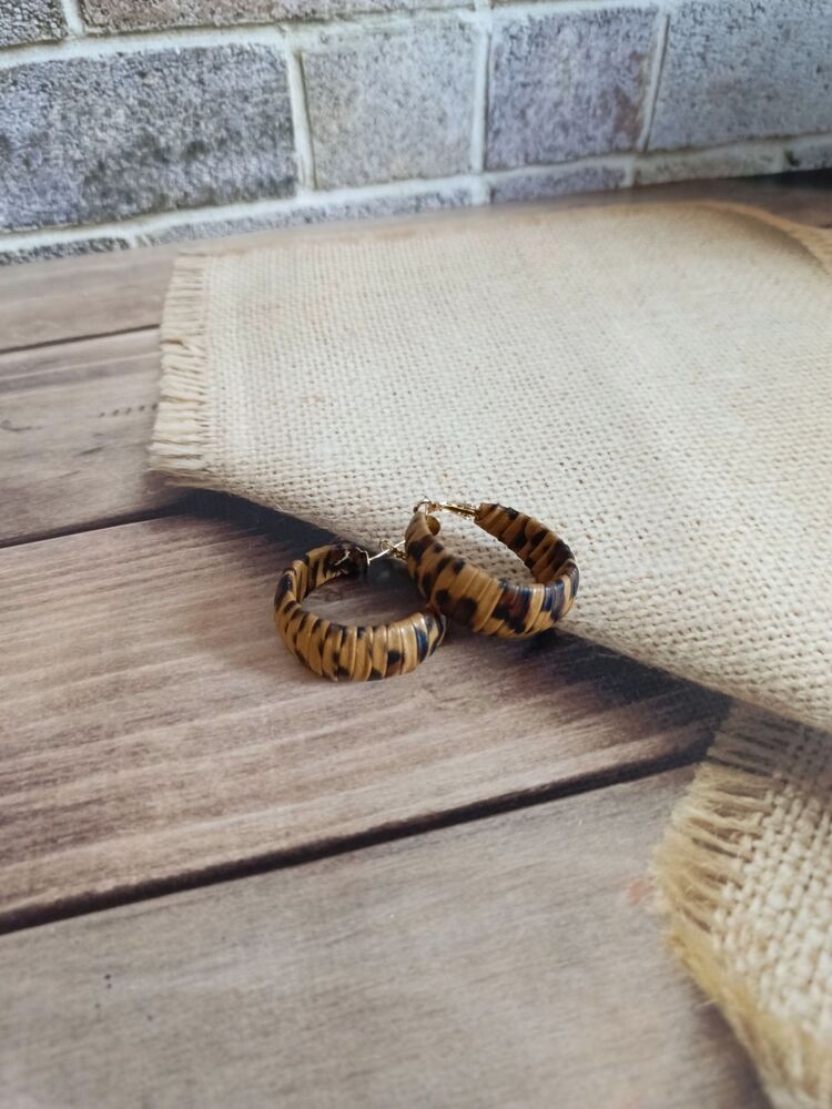 Deri Kaplama Büyük Halka Leopar Küpe