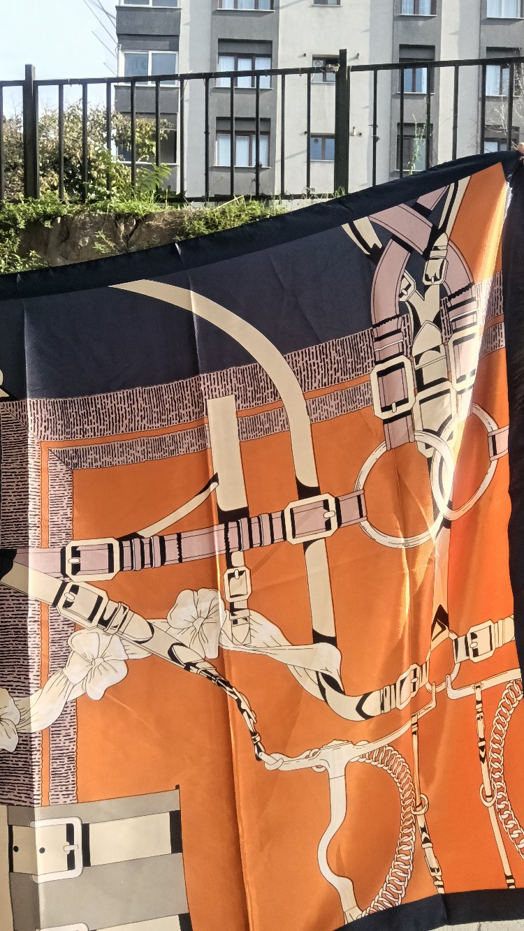 Turuncu -Laciver Kemer Detaylı Fular