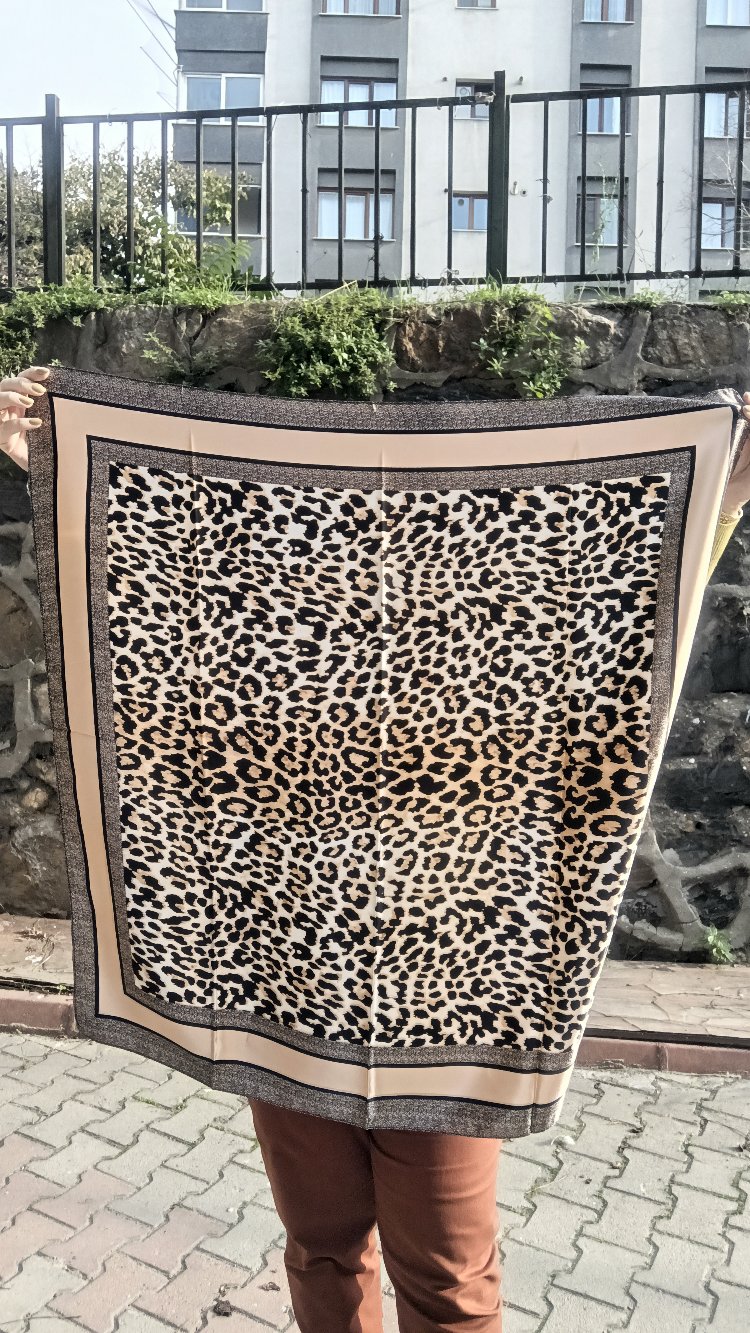 Kahverengi Leopar Fular