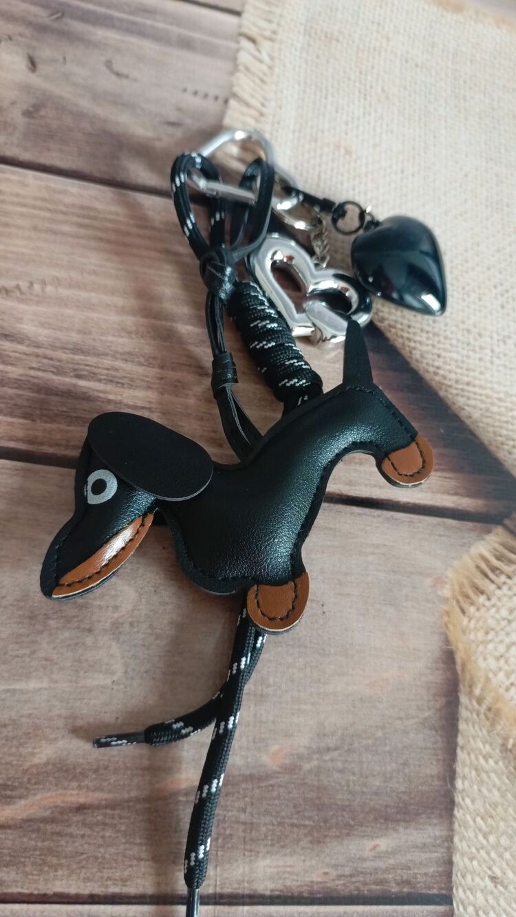 Bodur Köpek Çanta Aksesuarı