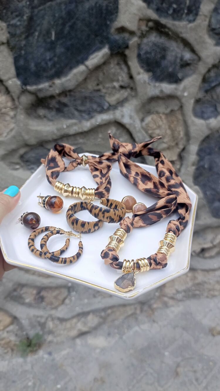 Leopar Fular Kolye