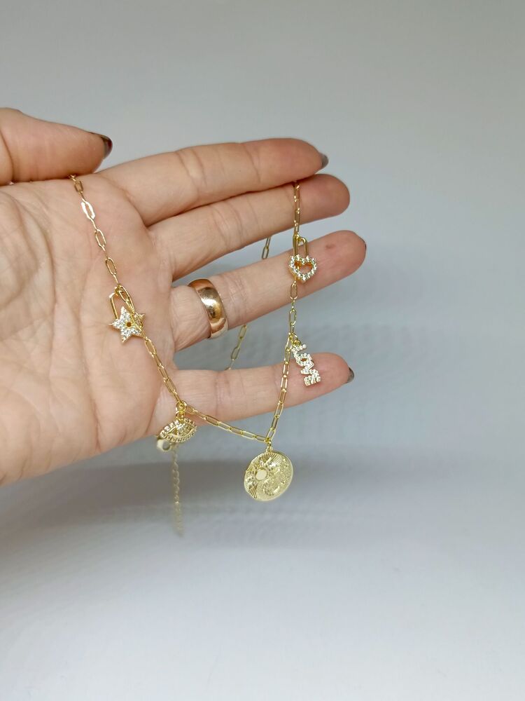 Love Detaylı Charm Kolye