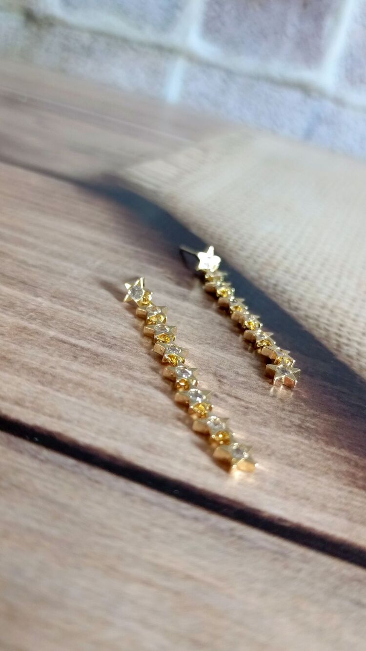 Gold Yıldız Suyolu Küpe