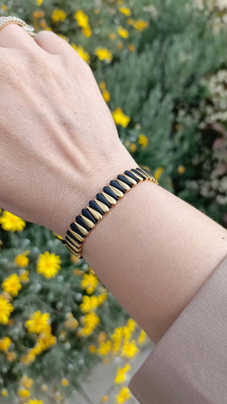 Siyah-Gold Damla Model Asansörlü Bileklik
