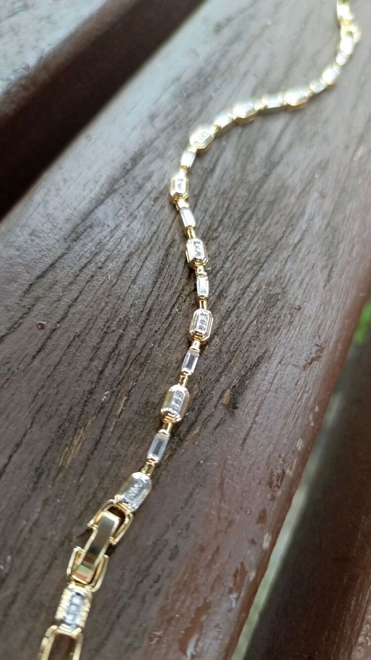 Marka Model Minimal Taşlı Bilezik