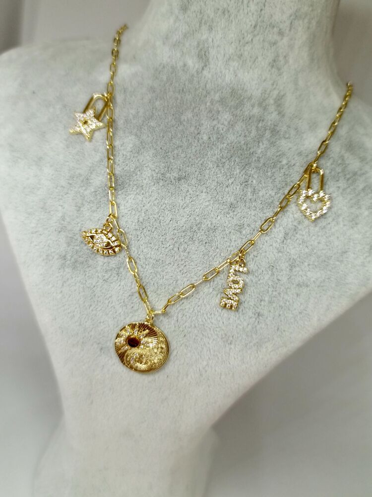 Love Detaylı Charm Kolye