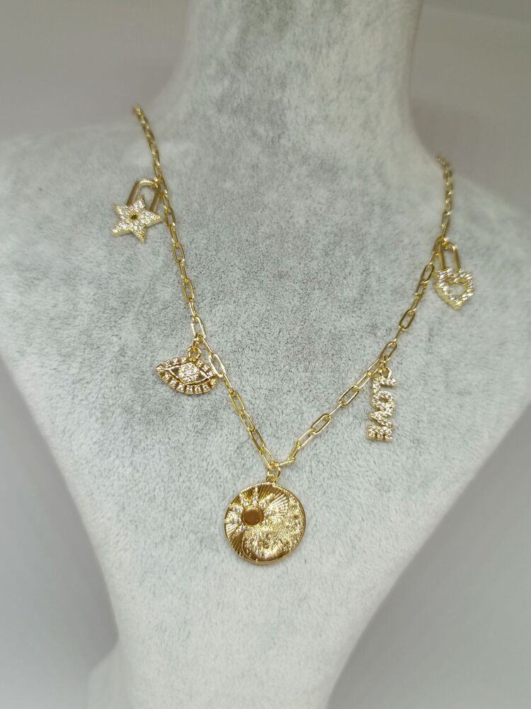 Love Detaylı Charm Kolye