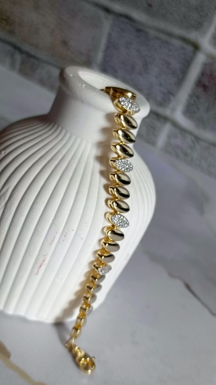Badem Model Gold Bileklik